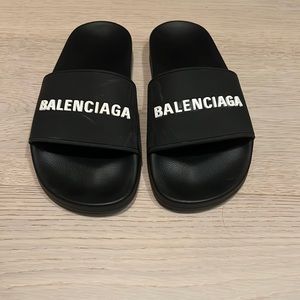 Balenciaga Pool Slides